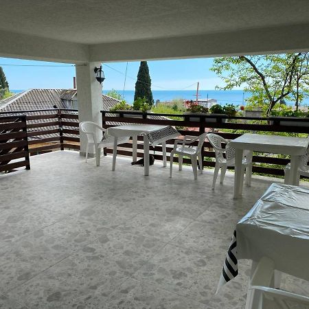 Elida Hotel Gagra Buitenkant foto