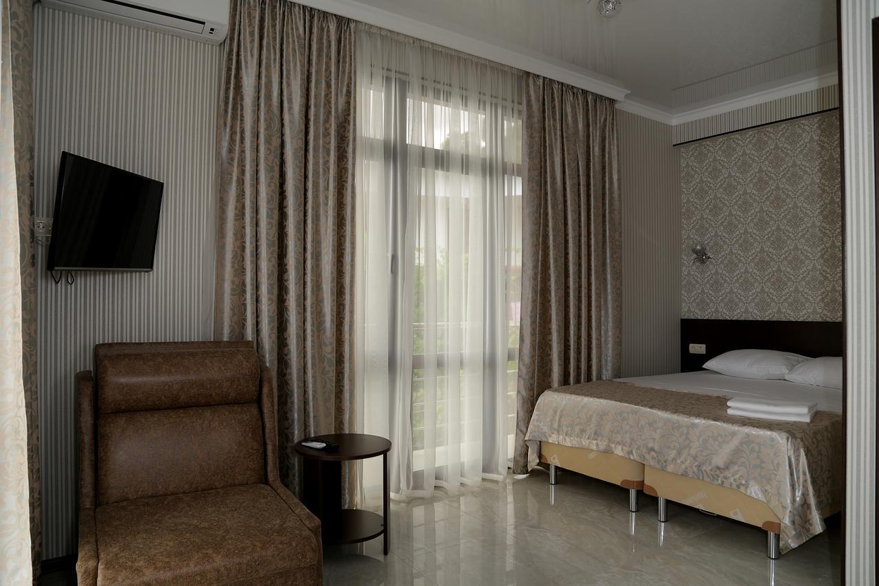 Elida Hotel Gagra Buitenkant foto
